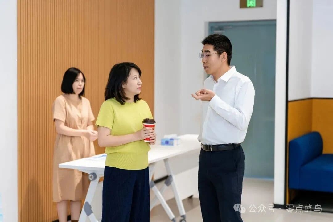 茶歇与会间交流现场（3）